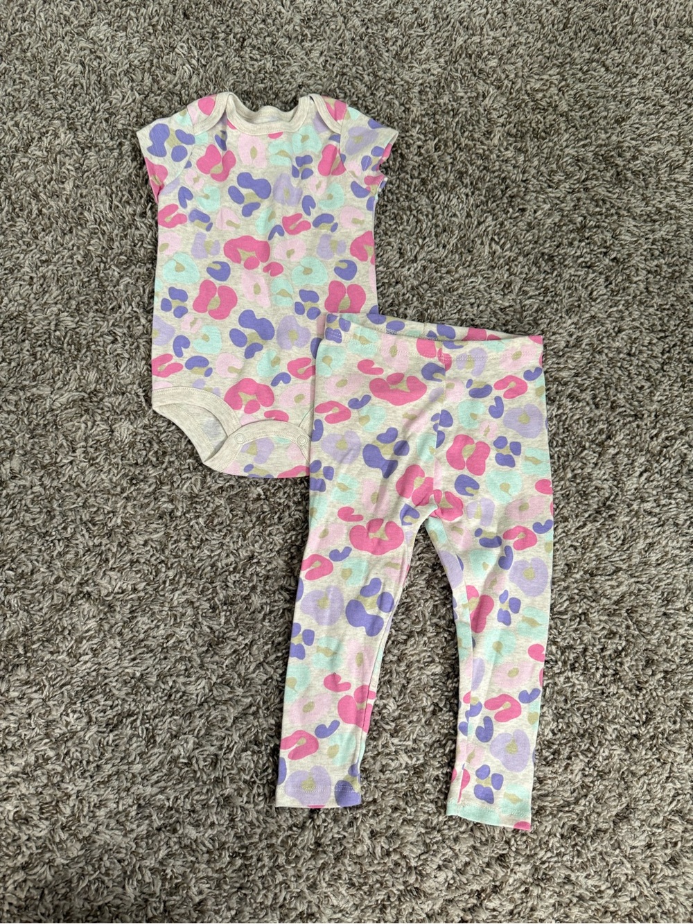 Toddler Multicolor Leopard Print Bodysuit & Leggings Set - Pink/Purple/Mint